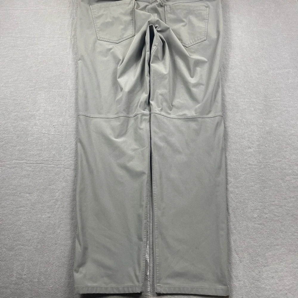 Lululemon ABC Pants Mens 38x33 Green Slim Fit Athletic Stretch Golf Chino Casual